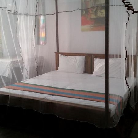 Chelli Homestay Negombo Ngoại thất bức ảnh