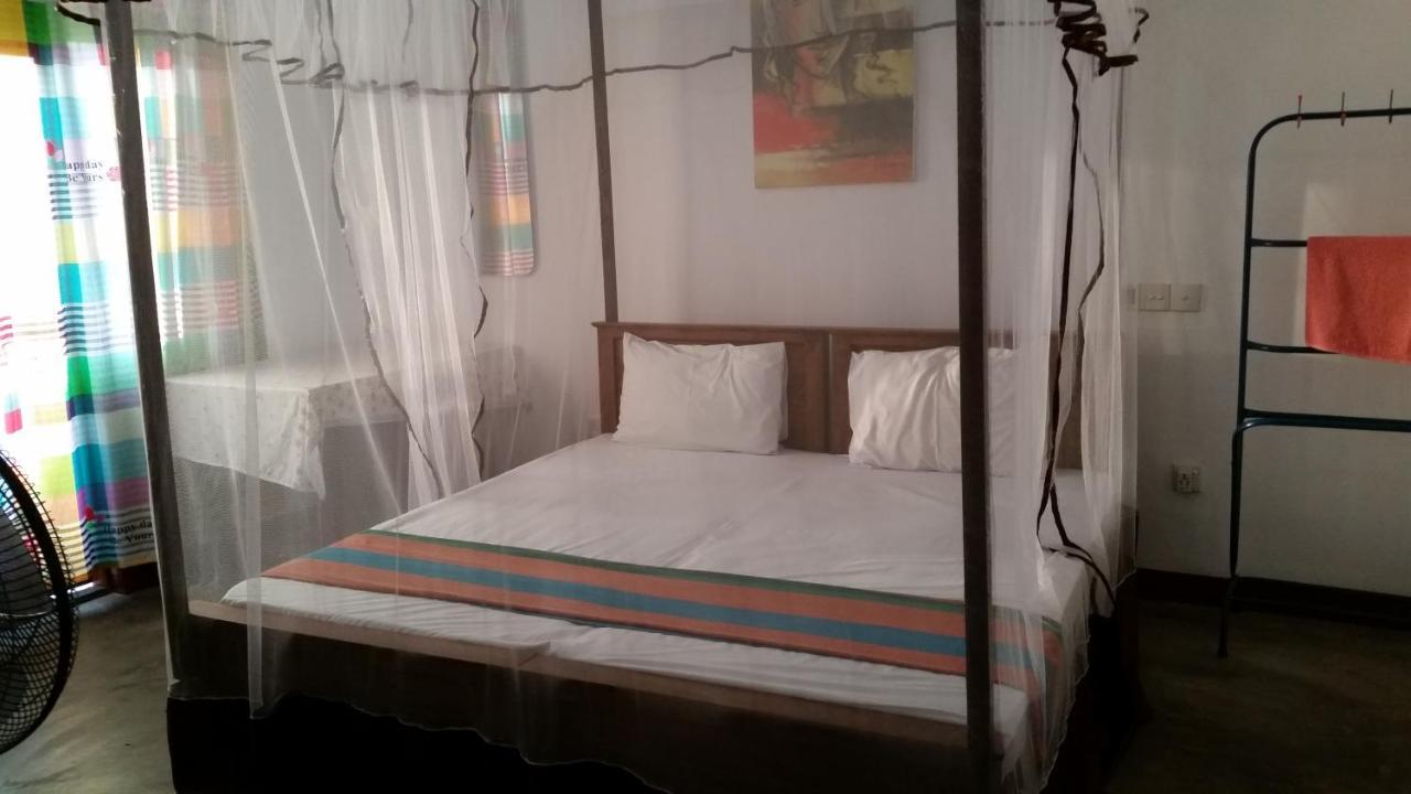 Chelli Homestay Negombo Ngoại thất bức ảnh